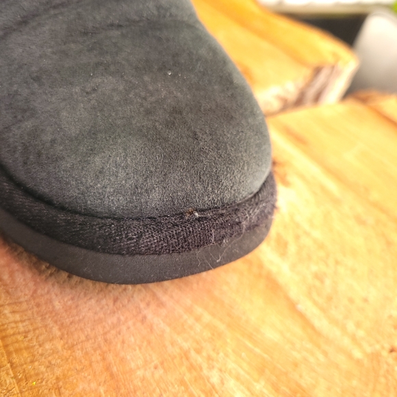 UGG Classic Tall Boots - Picture 4 of 11